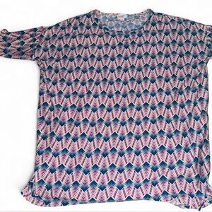 LuLaRoe Chevron Print Top | Pink Blue Geometric Pattern | Size M